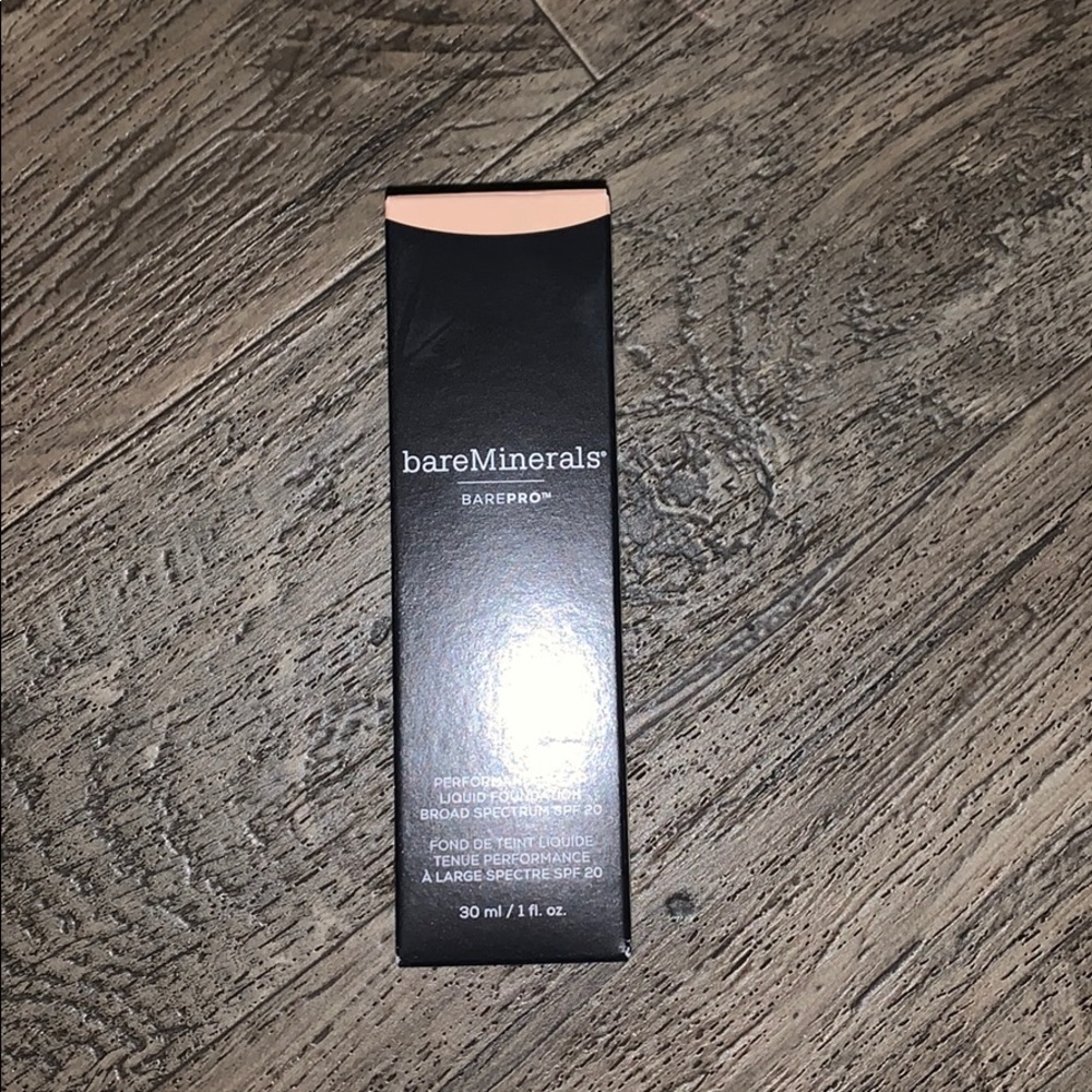 Bare Minerals Foundation
